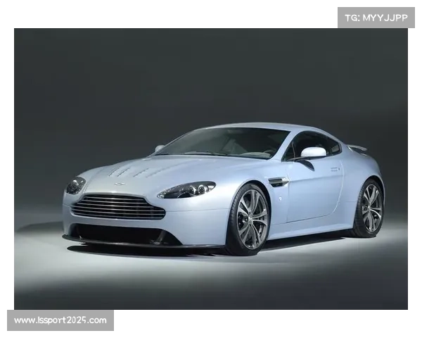 阿斯顿·马丁任命纽维为领队，考威尔转任战略总监