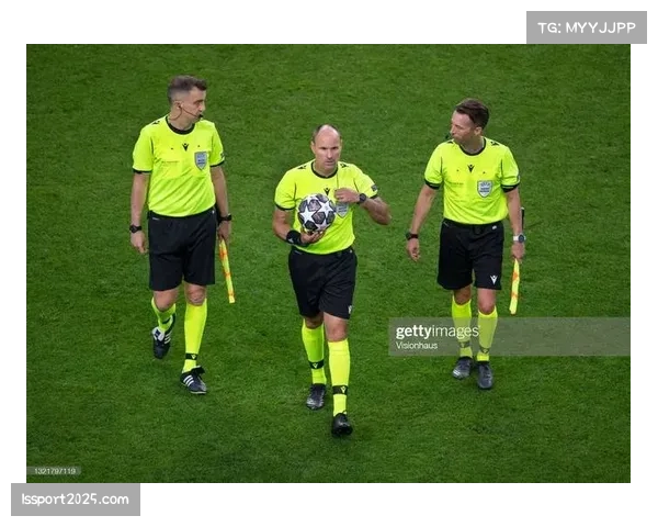 欧冠裁判组名单公布，法国名哨蒂尔潘将执法拜仁对阵皇马关键战